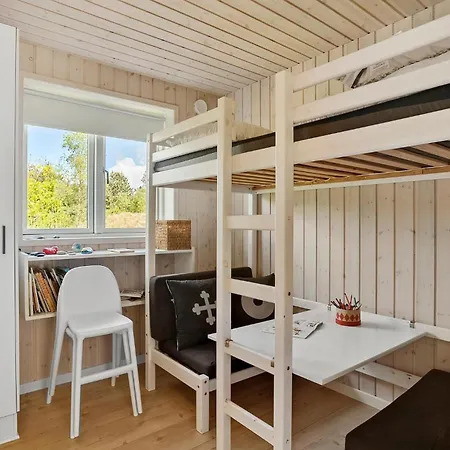 بيت للعطل 5 Bedroom Awesome In Grenå